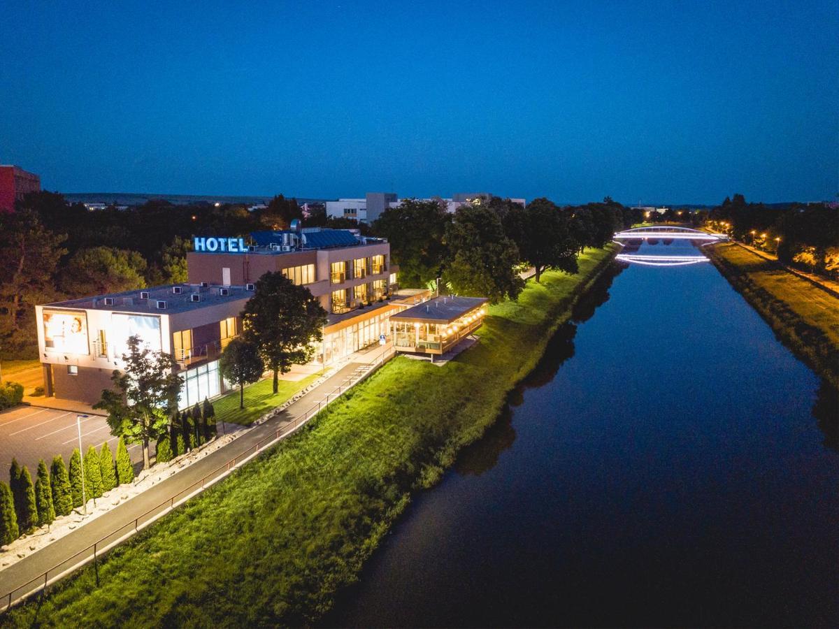 Hotel River Nitra Exterior foto