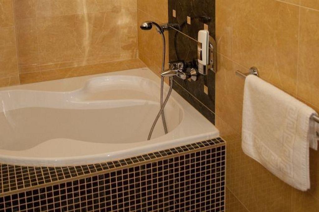 Hotel River Nitra Habitación foto